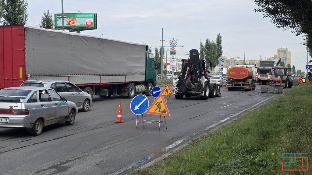 Дорожные работы снова парализовали движение по проспекту Победы в Казани