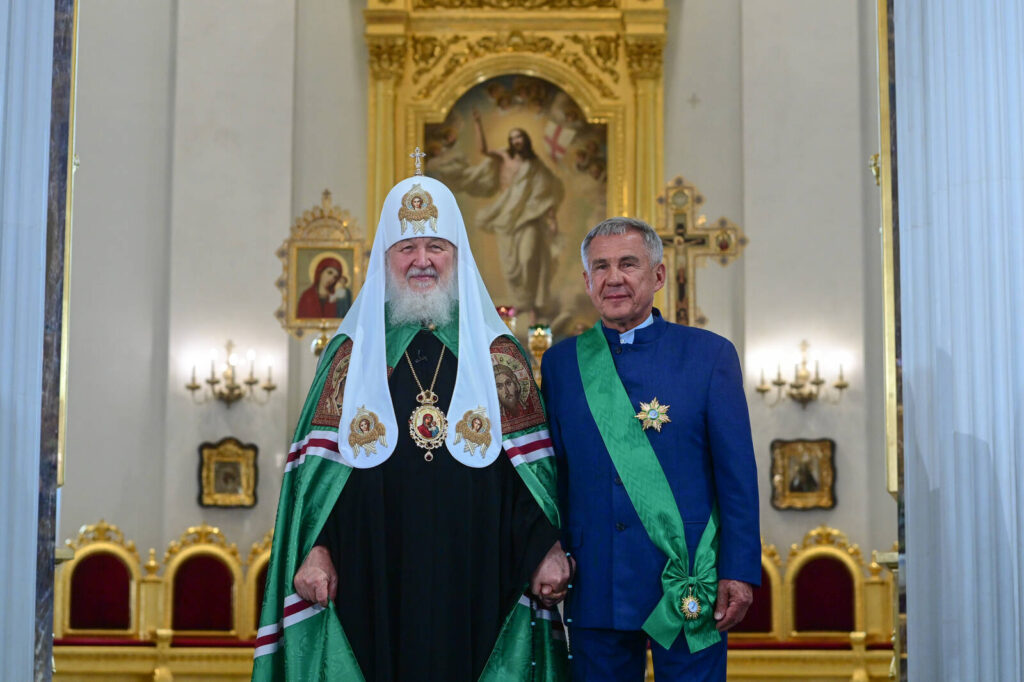 Патриарх Кирилл наградил Рустама Минниханова редчайшим орденом РПЦ