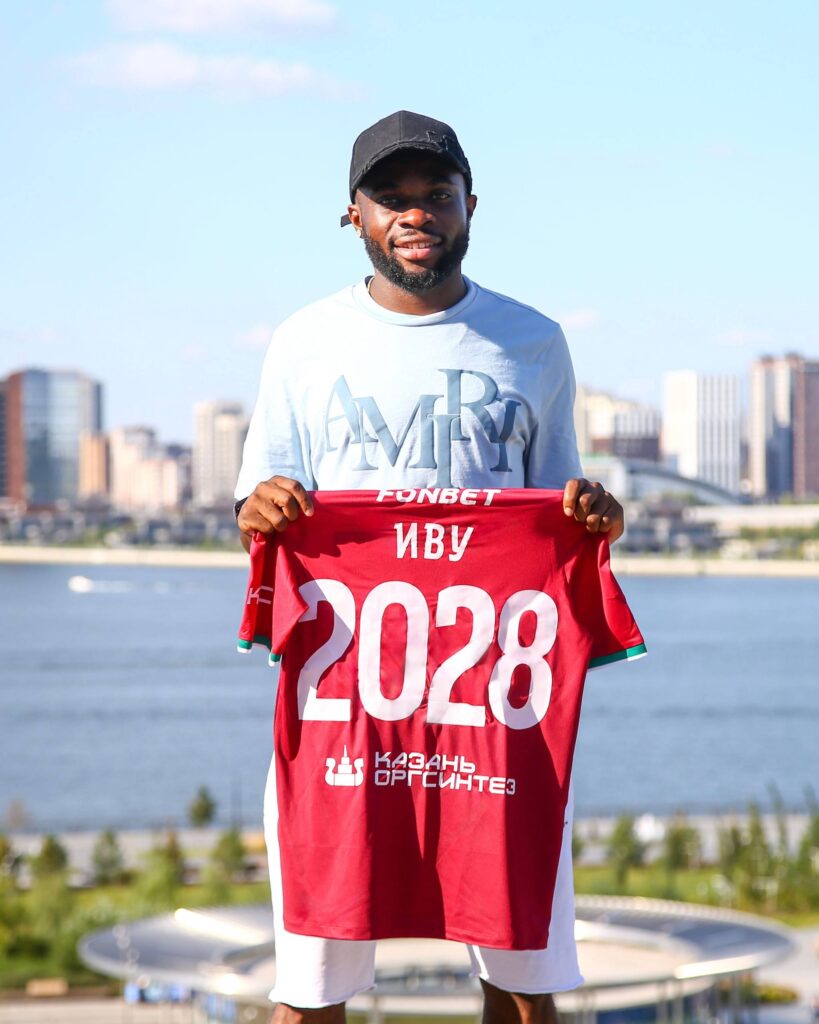 «Рубин» продлил контракт с полузащитником Иву до 2028 года