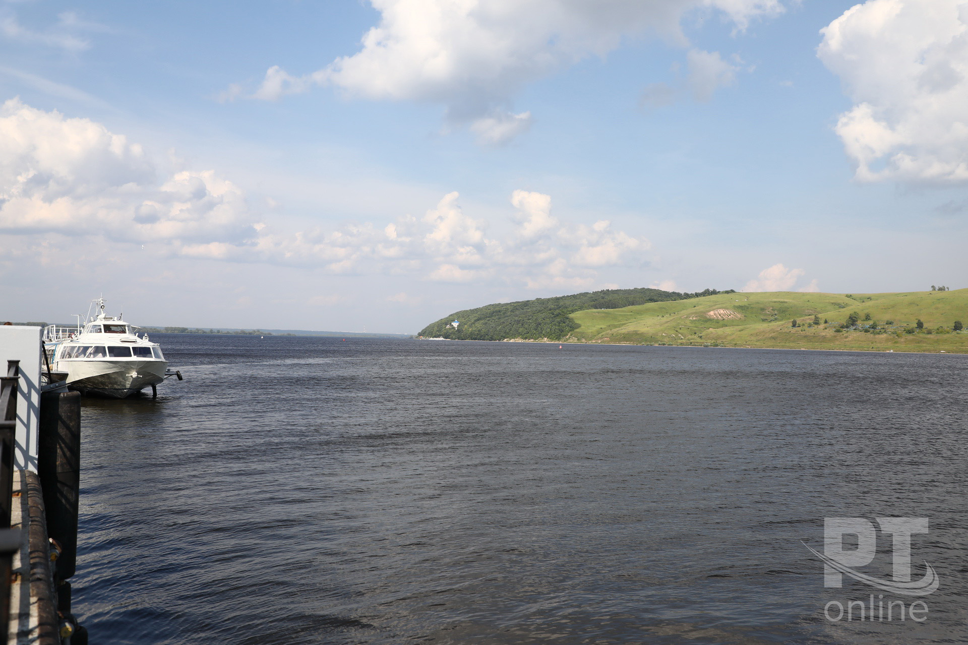 Водохранилище татарстана. Куйбышевское водохранилище. Водохранилища Татарстана. Берегоукрепление Куйбышевского водохранилища. Уровень в 2010 году Куйбышевского водохранилища верхний Услон.