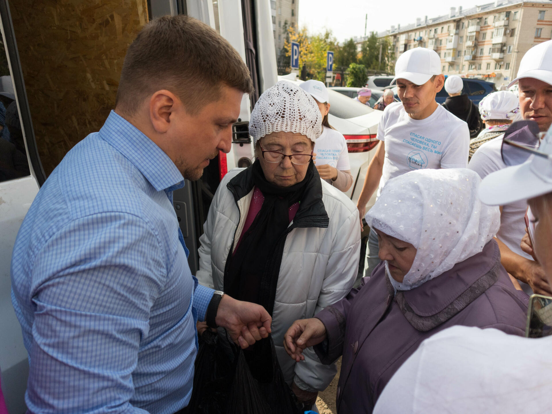 В казанском жилищном массиве Аметьево открылся пункт раздачи горячего  питания «Приют человека» - Республика Татарстан | РТ Онлайн