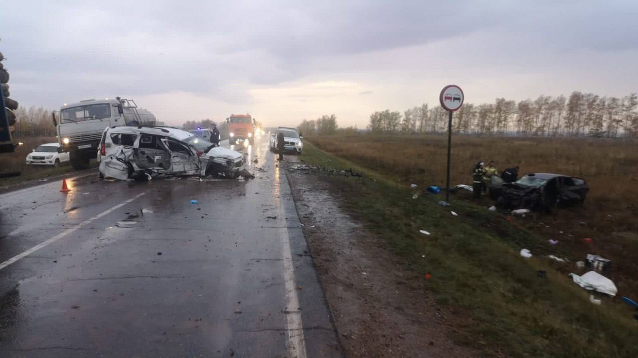 В Альметьевском районе в аварии погибли водитель «Лады Ларгус» и пассажирка  «КИА Рио» - Республика Татарстан | РТ Онлайн